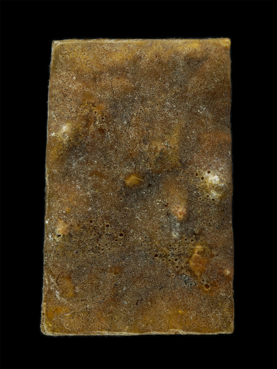 พระผงกล่องขาว17 (154)p.jpg - พระสมเด็จปรกโพธิ์ บรรจุพระธาตุและข้าวสารหิน วัดถ้ำรัตนคีรี จ.อุทัยธานี เนื้อเรซิ่น บรรจุพระธาตุและข้าวสารหิน ได้จากในถ้ำรัตนคีรี | https://kamulet.in.th